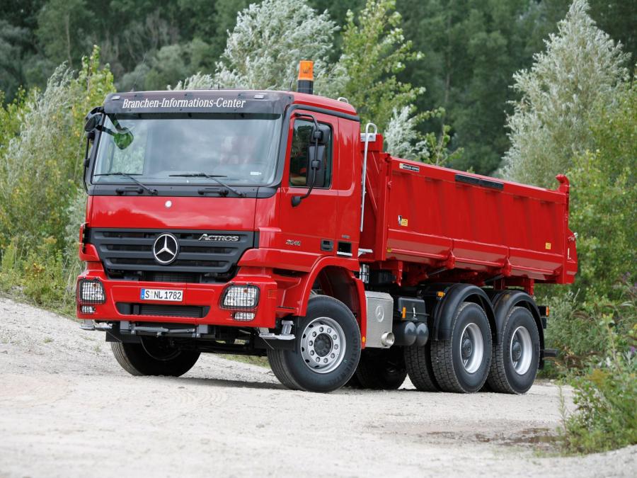  Mercedes-Benz Actros 2646 2002 года  (фото 1 из 1)